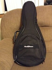 LOT U0821 KM-855 Kentucky Artist F-Model Mandolin