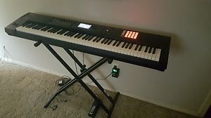 Roland FA-08 Keyboard Synthesizer
