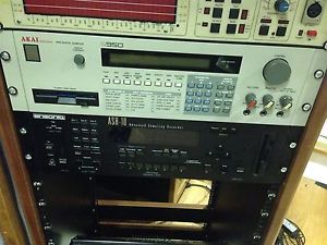 Akai s950 - Fully Expanded Memory And IB105 Hard Drive  Expansion