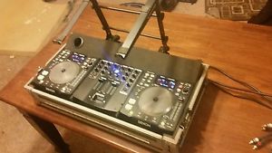 2 dn-s1200, dnx120 with travel case and laptop stand