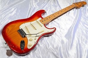 1981 Fender Stratocaster International Series Cherry Sunburst Free Shipping