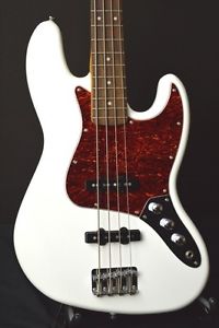 Squier by Fender Vintage Modified Jazz Bass (Olympic White) Electric