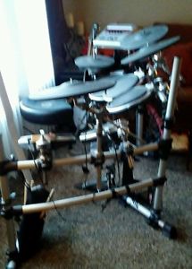 Yamaha electronic drums. Pick up only. (Were $4000.00 new)
