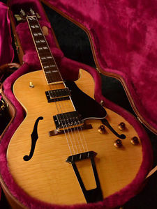 Free Shipping Used Gibson ES-175D Antique Natural 'Mint' 1996's Electric Guitar
