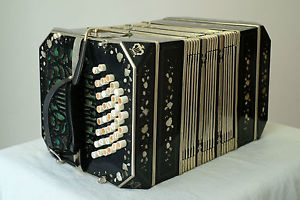 Bandoneon AA 'Premier' 142 tönig Volldekor  Zinkplatten 442 Hz gestimmt