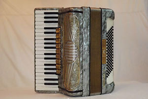 Piano accordion akkordeon  HOHNER GRANADA 96 bass