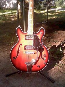 Univox 335 Coily 6 string Semi Hollow Body Lawsuit Electric Guitar