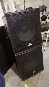 Coppia Subwoofer Behringer Eurolive E1800X passivi 800Watt 18"