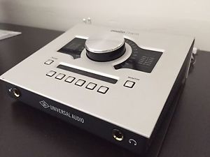 Universal Audio Apollo Twin Duo Free Thunderbolt w/ Analog Classics Bundle