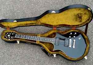 Rare Yamaha SX-800A – “The Devils Head” , 1976, in Black finish