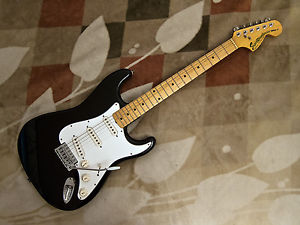 Yamaha SR-500 Stratocaster 1978 Vintage Black 6 String Solid Wood Guitar
