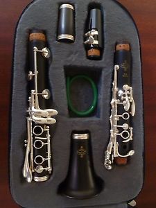 Buffet Crampon France E11 Semi-Professional Clarinet Excellent Condition