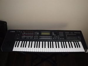 Yamaha MOX6 Keyboard Synthesizer