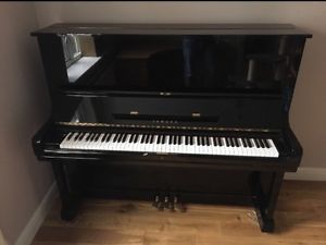 Yamaha U3 Piano