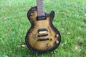 Gibson Ltd Edition Les Paul BFG in Bullion Burst - Autographed by Lamb of God
