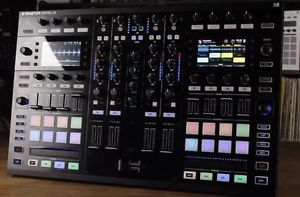 Native Instruments TRAKTOR KONTROL S8 Open Box