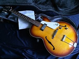 Epiphone Sorrento 1962-made good condition used guitar w/hard case from Japan