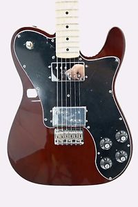 Fender Classic Series '72 Telecaster Deluxe Electric Guitar Walnut