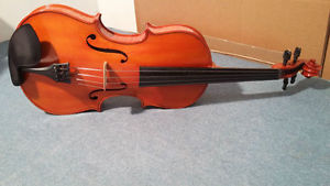 Violino fondo e manico acero e cassa armonica abete diapason 22,3 anno 1982