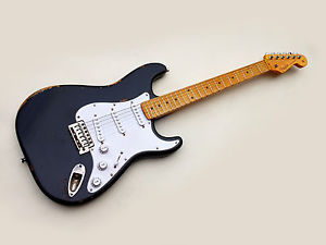 Fender Squier Stratocaster ERIC CLAPTON BLACKIE Vintage Relic Guitar