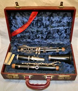 Vintage BOOSEY & HAWKES Imperial 8-10 Clarinet in original Case