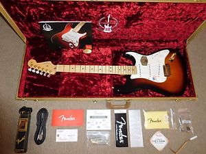 FENDER STRATOCASTER 2014 USA COMMEMORATIVE 60TH ANNIVERSARY