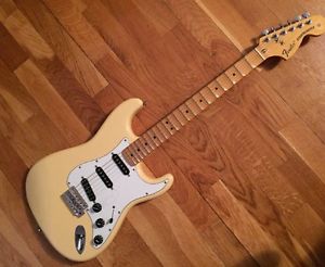 Fender Stratocaster  72sc CIJ Scalloped Neck With Hardshell Case