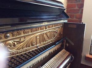 Piano antiguo 1918-1920 August Forster No 50787 con taburete Biedermeier