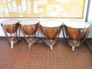 GOOD SET 4 LUDWIG STANDARD SYMPHONY COPPER  23, 26 29, 32 TIMPANI, NO DENTS
