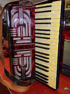 VINTAGE HOHNER VERDI III ACCORDEON 1935 / 1940 NICE CONDITION