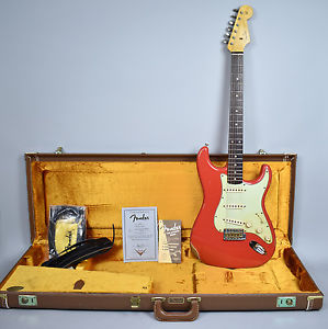 2005 Fender '60 RI Stratocaster Guitar Fiesta Red Custom Shop Relic w/OHSC USA