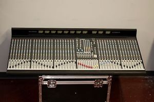 Allen & Heath GL3800 Analog Mixing Console