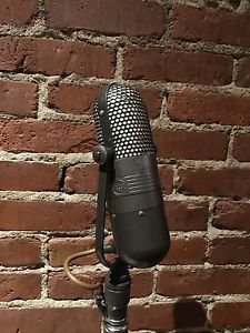 Vintage RCA 77DX Ribbon Microphone, Serviced, Re-Ribboned with CASE 77 44 dx d