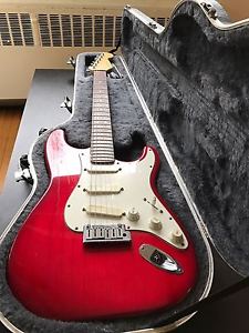 Fender American Deluxe Plus Stratocaster Electric Guitar 1995 w/ case