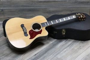 2010 Gibson Songwriter Deluxe Studio in Natural! All Original, Original Case!