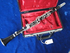 Superb "Golden Era" BUFFET-CRAMPON model R-13 Bb clarinet from 1976!