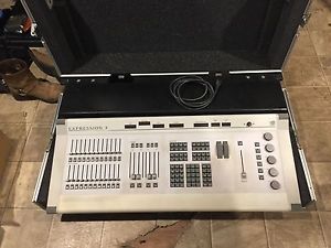 ETC Expression 3 800 Channel Lighting Console W/ Road Case