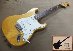 FENDER JAPAN CST-55 E Serial Current Stratocaster Electric Guitar made in japan