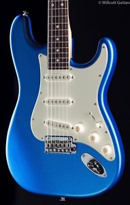 Suhr® Classic Pro Lake Placid Blue SSS (24)