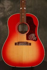 2010 Gibson BRAD PAISLEY Signature model J-45 one of the first 3 made!!!