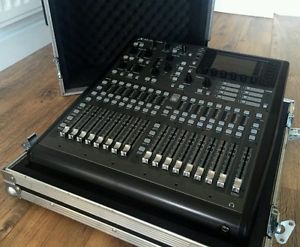Behringer X32 Producer Tour Pack