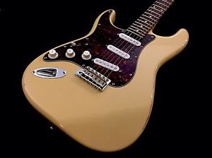 LEFTY! Fender Custom Stratocaster Guitar Vintage Blonde Strat Left HSC Relic