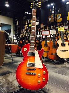 Gibson: Electric Guitar Les Paul Traditional 2012 USED USED