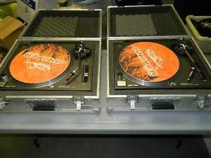2x SET USED TECHNICS 1210MK2 DJ TURNTABLES + ODYSSEY ALLUMINUM CASE + NEEDLES