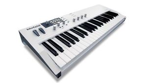 NEW Waldorf Blofeld Keyboard Synthesizer - White  NWAL005