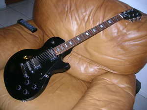 2001 Gibson Les Paul Studio Electric Guitar HIGH GLOSS FINISH Black / Chrome