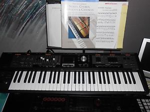 Roland V-Combo VR-09 61-key Stage Performance Keyboard - LIKE NEW!! W/EXTRAS!!