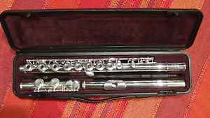 YAMAHA YFL-385 II OPEN HOLE INLINE FLUTE QUERFLÖTE | VIDEO STREAM