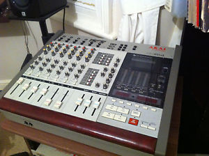 AKAI MG614 FOUR 4 TRACK - "THE ROLLS ROYCE OF CASSETTE MULTI-TRACKERS" EX. COND.