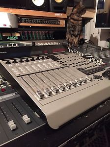 mackie control universal pro